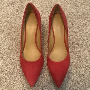 Red Nine West Heels